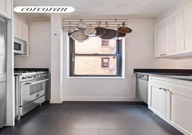 4th image of 245 E 72Nd St #6E, New York City, NY 10021 | MLS# RLS20053317
