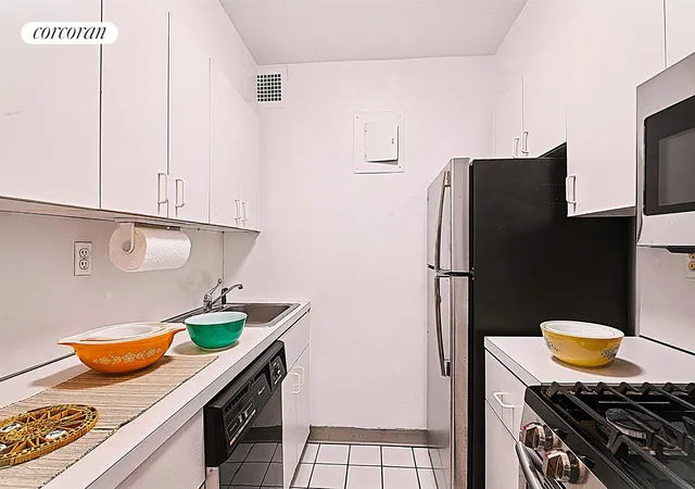 4th image of 155 E 34Th St #2A, New York, NY 10016 | MLS# RLS20053341
