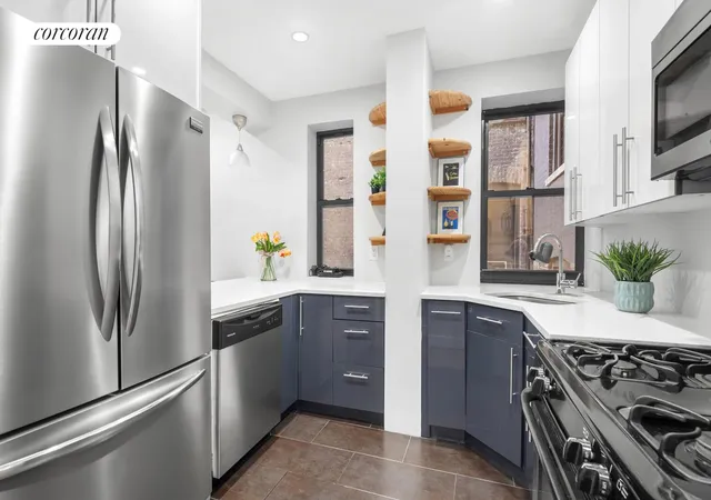 Photo 3 of Condo for sale at 825 W 179th Street #2E, New York, NY 10033 | MLS# RLS20053390 | Listing updated on 2026-06-03