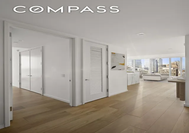 Photo 4 of House for sale at 1 W End Ave #26G, New York, NY 10023 | MLS# RLS20053414 | Listing updated on 2026-01-06