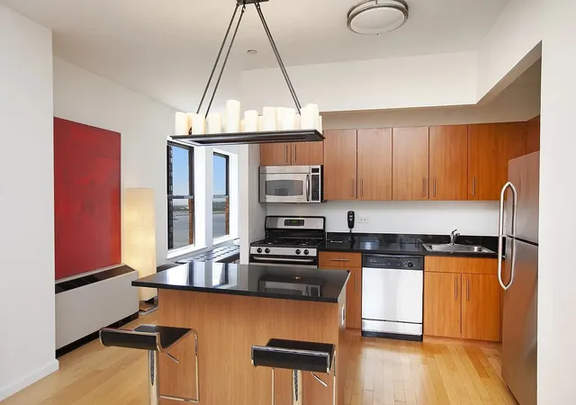 2nd image of 20 West St #27E, New York, NY 10004 | MLS# RLS20053434