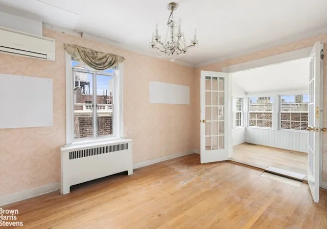 3rd image of 1060 Park Ave #PHA, New York, NY 10128 | MLS# RLS20053512