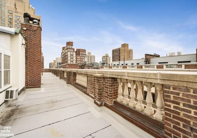 1st image of 1060 Park Ave, New York City, NY 10128