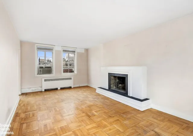 2nd image of 1060 Park Ave, New York City, NY 10128