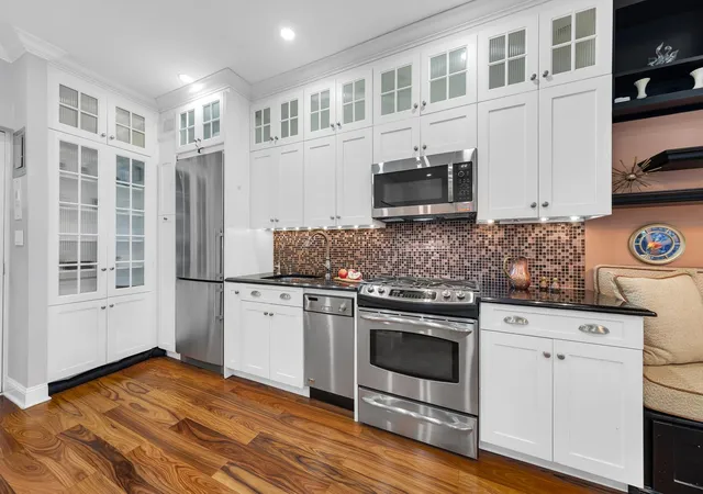 Listing Photo 1 - Condo for sale in building located at 225 W 70Th St, New York City, NY 10023 - Unit #4-B