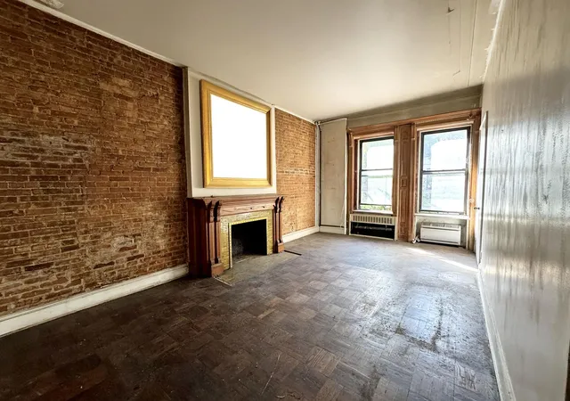 Photo 2 of Sale Pending at 123 W 80th St #2-F, New York, NY 10024 | MLS# RLS20053598 | Listing updated on 2026-01-02