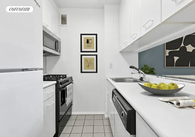 Photo 4 of House for sale at 62 W 62nd Street #10C, New York, NY 10023 | MLS# RLS20053703 | Listing updated on 2026-06-11
