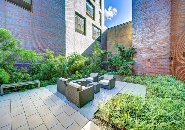 Photo 3 of Sale Pending at 58 Metropolitan Ave #2-B, New York City, NY 11249 | MLS# RLS20053725 | Listing updated on 2026-08-03