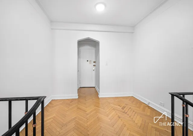 Photo 4 of House for sale at 255 Cabrini Blvd #3F, New York City, NY 10040 | MLS# RLS20054093 | Listing updated on 2025-10-12