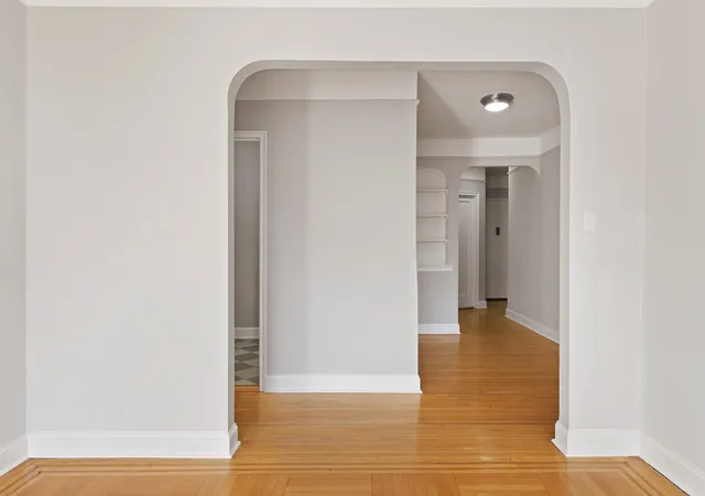 Photo 3 of Sale Pending at 415 Ocean Pkwy #3G, Brooklyn, NY 11218 | MLS# RLS20054496 | Listing updated on 2026-04-15