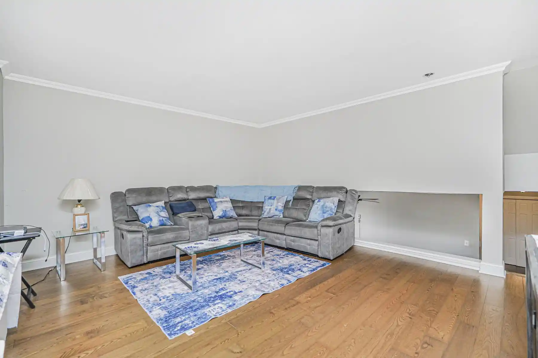 Listing Photo 2 - Condo for sale in 175 Zoe St located at 175 Zoe St, New York City, NY 10305 - Unit #1-P