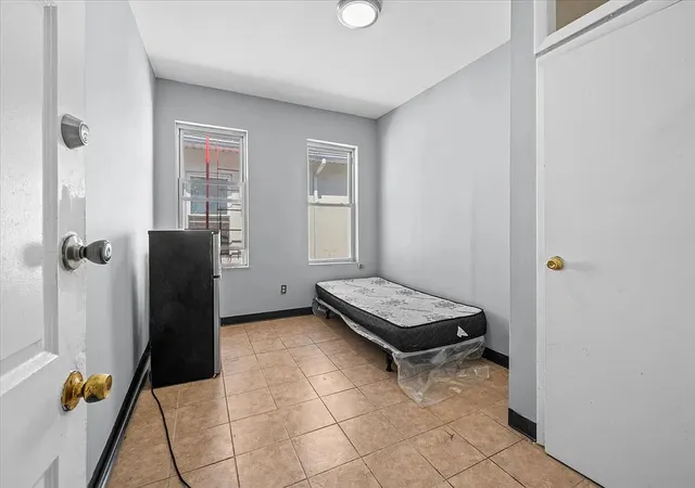 Photo 4 of Multi family home for sale at 3022 Brighton 8th St, Brooklyn, NY 11235 | MLS# RLS20054555 | Listing updated on 2026-03-13