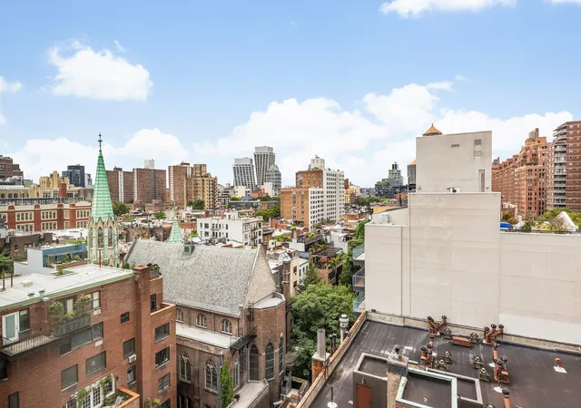 3rd image of 300 W 23Rd St #11M, New York City, NY 10011 | MLS# RLS20054560