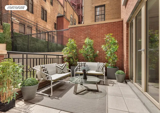 Photo 1 of Condo for sale at 40 E 72nd Street, New York, NY 10021 | MLS# RLS20054715 | Listing updated on 2026-01-05