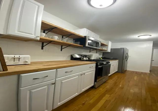 Photo 3 of Townhouse for sale at 1179 Jefferson Ave, Brooklyn, NY 11221 | MLS# RLS20054753 | Listing updated on 2025-11-16