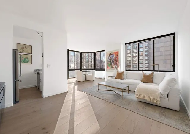 1st image of 200 E 65th St #12A, New York, NY 10065 | MLS# RLS20054759