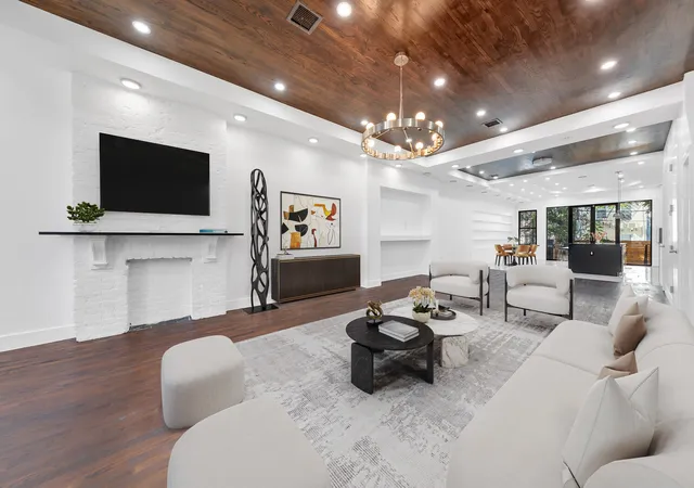 Photo 3 of Single family home for sale at 1085 Hancock St, Brooklyn, NY 11221 | MLS# RLS20054805 | Listing updated on 2025-12-11