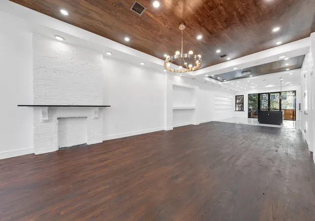 Photo 3 of Single family home for sale at 1085 Hancock St, Brooklyn, NY 11221 | MLS# RLS20054805 | Listing updated on 2025-12-11