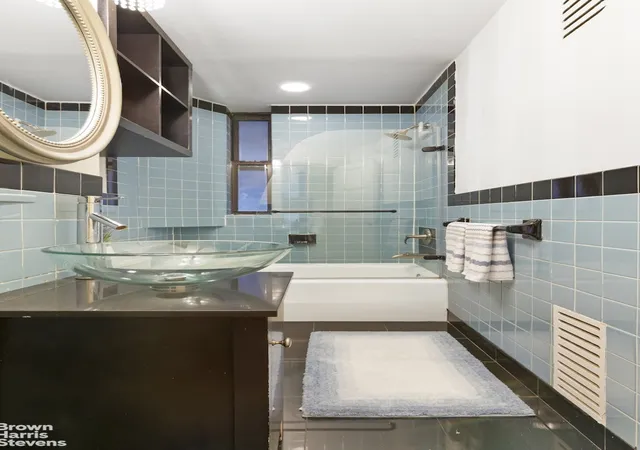2nd image of 702 W End Ave, New York City, NY 10025