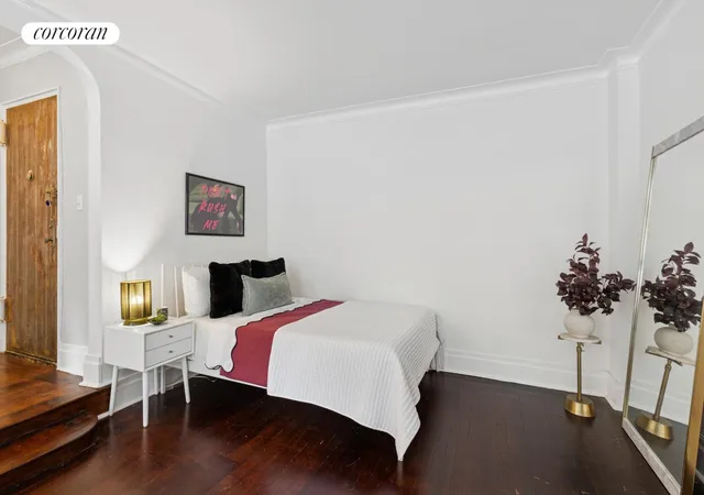 Homes for sale in New York City, NY | 125 W 96Th St #1B, New York City, NY 10025 | MLS# RLS20054912