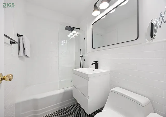 Photo 4 of House for sale at 251 E 51St St #3B, New York, NY 10022 | MLS# RLS20055196 | Listing updated on 2026-07-17