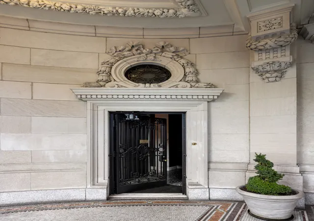 31st image of 50 Central Park W #Maisonette Duplex, New York, NY 10023 | MLS# RLS20055263