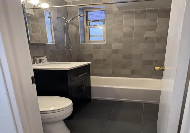 4th image of 67-25 Clyde St #3-R, Forest Hills, NY 11375 | MLS# RLS20055268
