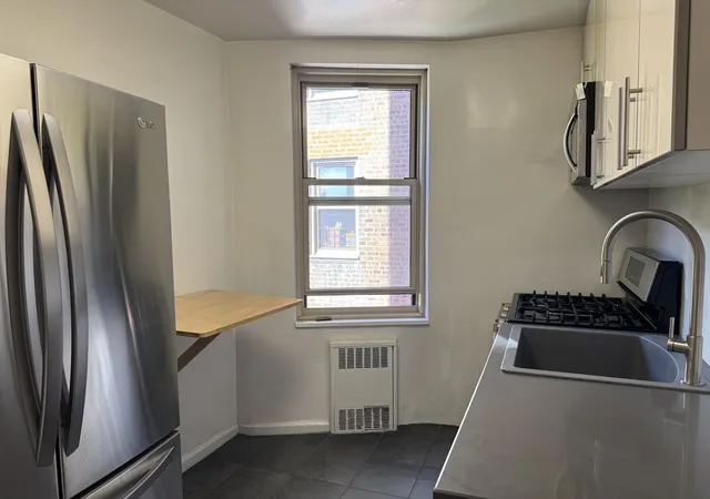5th image of 67-25 Clyde St #3-R, Forest Hills, NY 11375 | MLS# RLS20055268