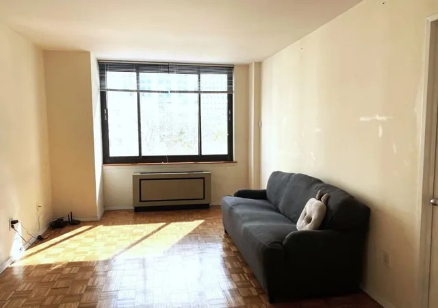 Listing Photo 2 - Condo for sale in building located at 300 Albany St, New York City, NY 10280 - Unit #6G