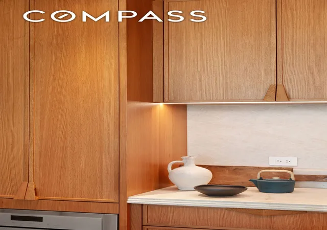 Photo 4 of House for sale at 323 Bergen St #601W, Brooklyn, NY 11217 | MLS# RLS20055412 | Listing updated on 2026-02-24