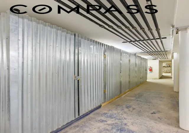 2nd image of 152 N 9Th St, New York City, NY 11249