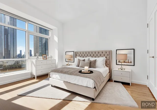 Photo 3 of Condo for sale at 24 15 Queens Plz N #10B, Long Island City, NY 11101 | MLS# RLS20055940 | Listing updated on 2026-02-22