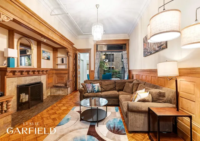 2nd image of 264 W 73rd St, New York, NY 10023 | MLS# RLS20055944