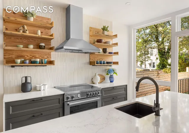 Photo 4 of Sale Pending at 102 E 4Th St, New York City, NY 11218 | MLS# RLS20056016 | Listing updated on 2026-07-30