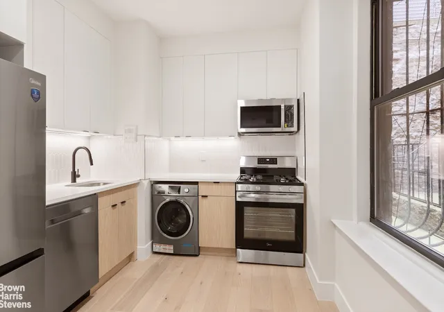 Photo 4 of House for sale at 812 Riverside Dr #1, New York, NY 10032 | MLS# RLS20056139 | Listing updated on 2026-03-16