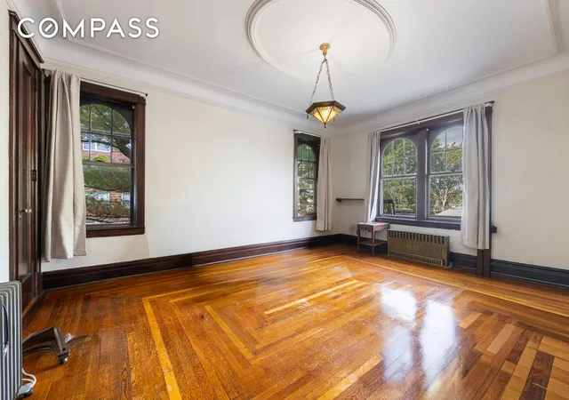 Photo 3 of Multi family home for sale at 3850 Cannon Pl, Bronx, NY 10463 | MLS# RLS20056177 | Listing updated on 2026-04-16