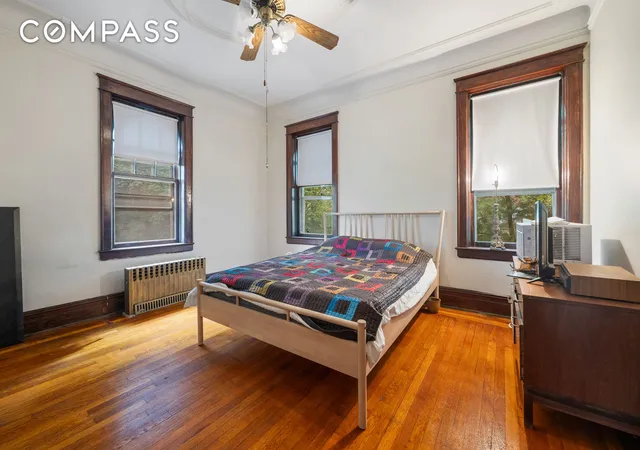 Photo 4 of Multi family home for sale at 3850 Cannon Pl, Bronx, NY 10463 | MLS# RLS20056177 | Listing updated on 2026-04-16