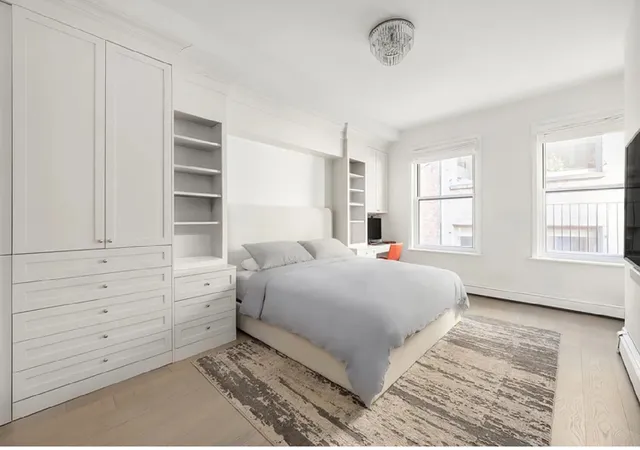 Photo 4 of House for sale at 53 Murray St #5, New York, NY 10007 | MLS# RLS20037091 | Listing updated on 2025-11-07