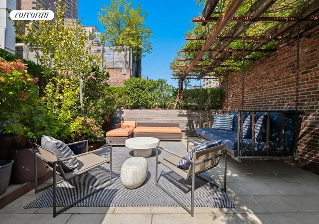 Photo 2 of Mansion for sale at 19 Jay St, New York, NY 10013 | MLS# RLS20056643 | Listing updated on 2026-01-19