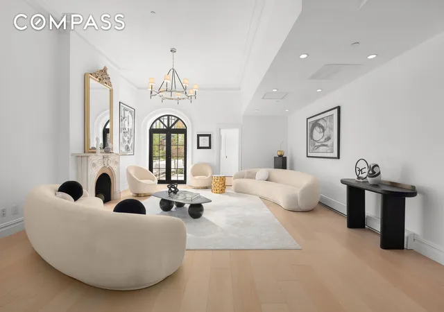 Photo 3 of Single family home for sale at 222 E 61st Street, New York, NY 10065 | MLS# RLS20056682 | Listing updated on 2026-03-04