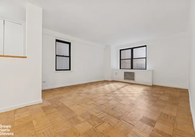 Homes for sale in New York City, NY | 330 3rd Ave #8K, New York City, NY 10010 | MLS# RLS20056796