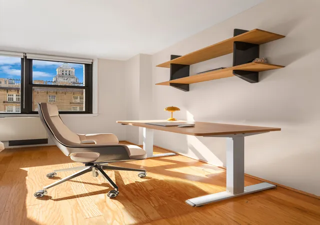 Photo 2 of House for sale at 130 E 18th Street #14J, New York, NY 10003 | MLS# RLS20056817 | Listing updated on 2026-01-05