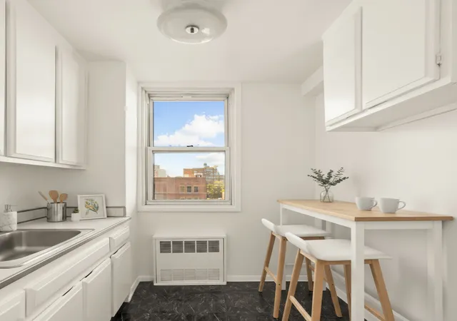 5th image of 61 Jane St #9S, New York City, NY 10014 | MLS# RLS20056834