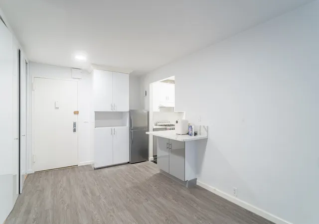5th image of 201 E 36Th St #5G, New York City, NY 10016 | MLS# RLS20056990