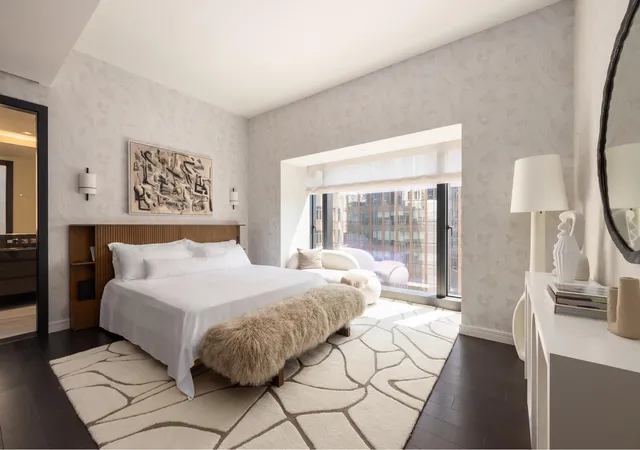 Photo 3 of Sale Pending at 125 Greenwich St #27C, New York, NY 10006 | MLS# RLS20057057 | Listing updated on 2025-11-13