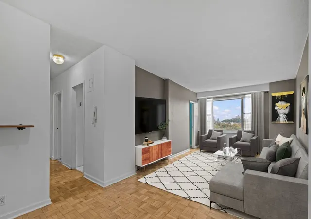 2nd image of 2400 Johnson Ave #2F, New York City, NY 10463 | MLS# RLS20057277