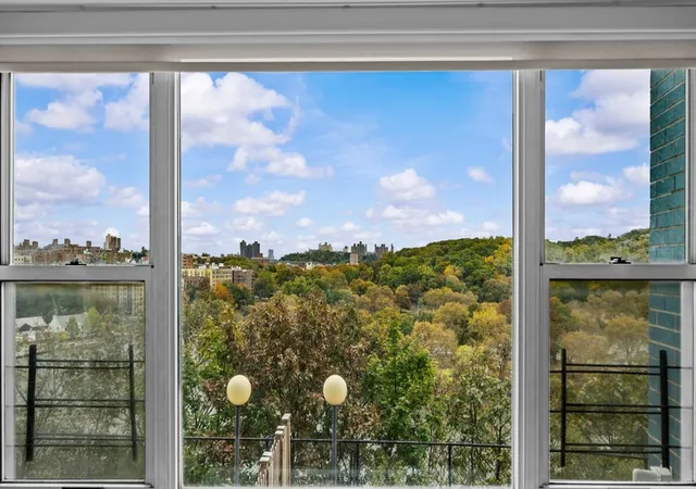 4th image of 2400 Johnson Ave #2F, New York City, NY 10463 | MLS# RLS20057277