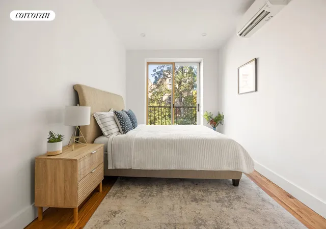 4th image of 247 Mount Hope Pl, New York City, NY 10457