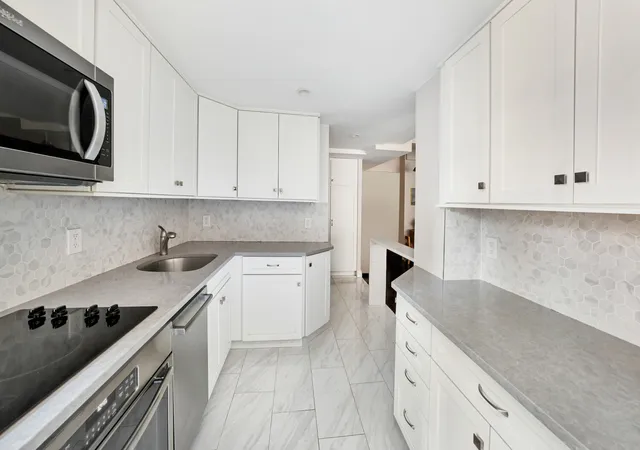 Photo 3 of House for sale at 2 Tudor City Pl #11KN, New York, NY 10017 | MLS# RLS20057382 | Listing updated on 2026-01-05