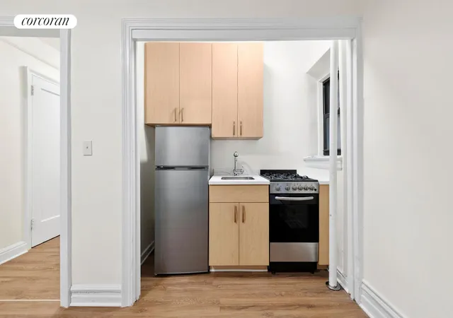2nd image of 44 14 Newtown Rd #1O, Astoria, NY 11103 | MLS# RLS20057408